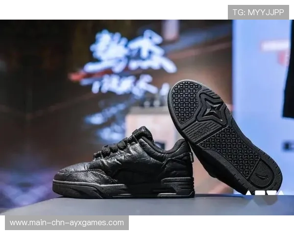 球队赞助商跨界合作推出联名商品大热